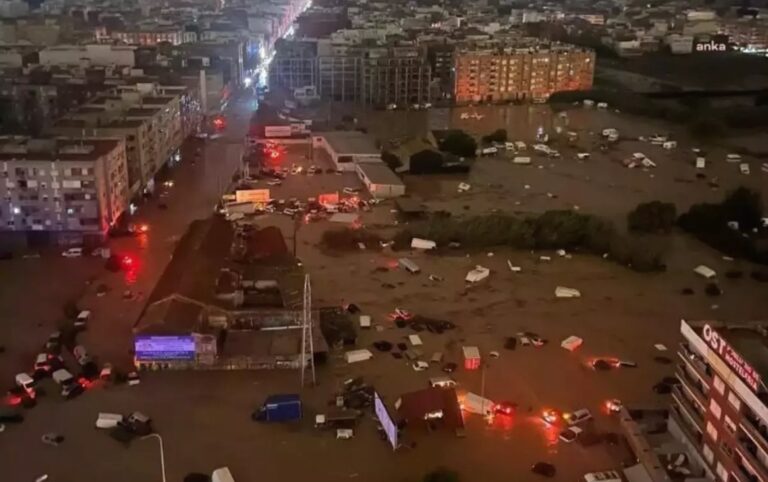 İspanya’da Sel Felaketi: 200’den Fazla Can Kaybı ve 2000 Kayıp