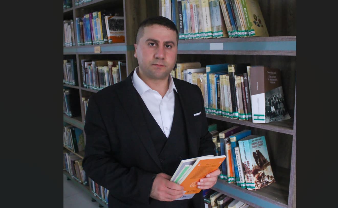 Yamaç Erdoğan’ın Yeni Kitabı Çıkıyor: “Çiptilyan”