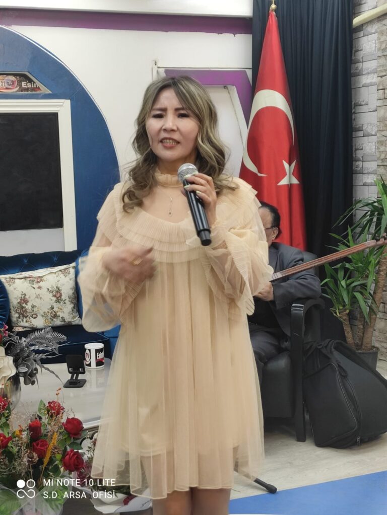 Kırgızistan’dan İstanbul’a Uzanan Bir Yıldızın Hikayesi: Mairem Gül Sanat Dünyasına Meydan Okuyor!