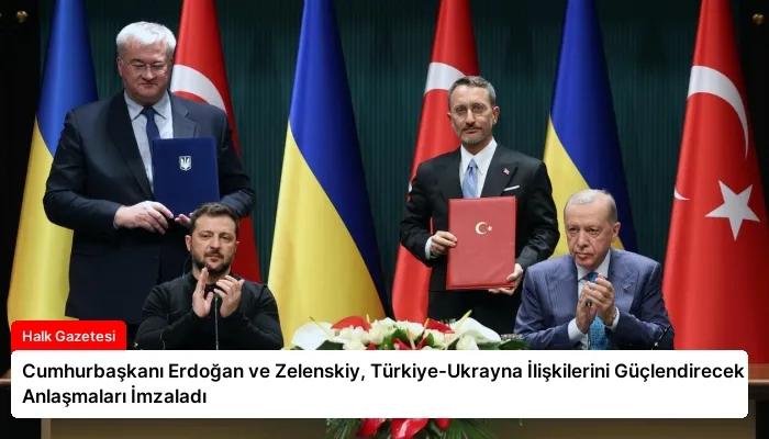 Cumhurbaşkanı Erdoğan ve Zelenskiy, Türkiye-Ukrayna İlişkilerini Güçlendirecek Anlaşmaları İmzaladı