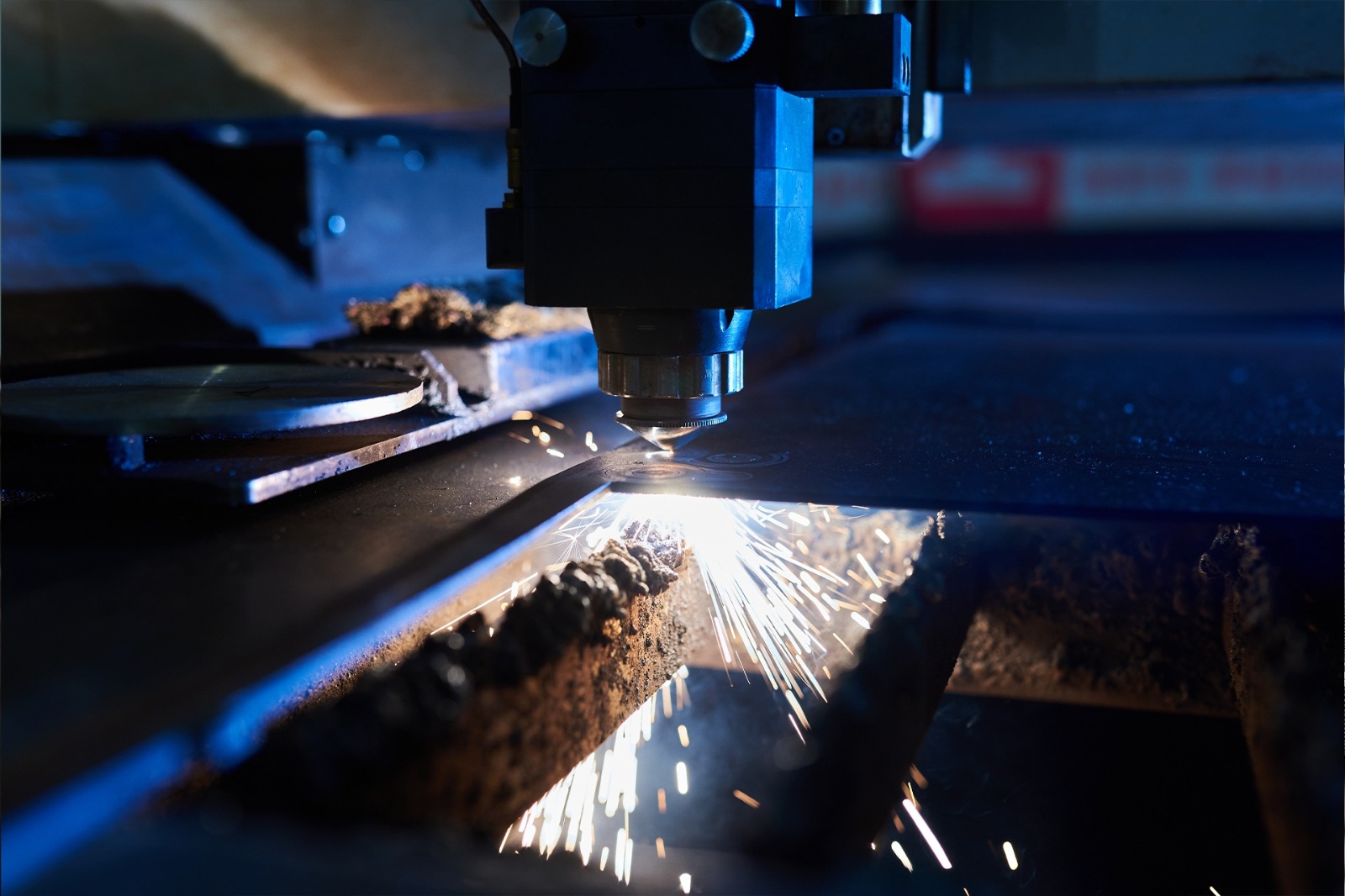 Battal Lazer ile Metal İşlemede Mükemmellik