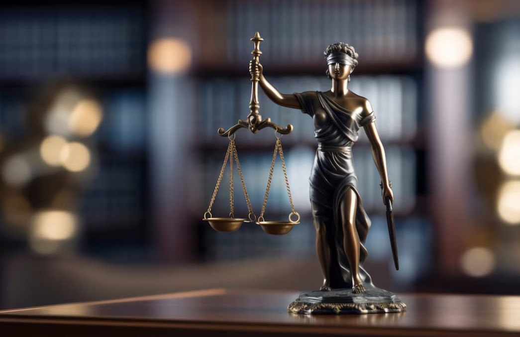 Ceza Davalarında Uzmanlaşmış Bir Avukatla Çalışmak Neden Önemlidir?