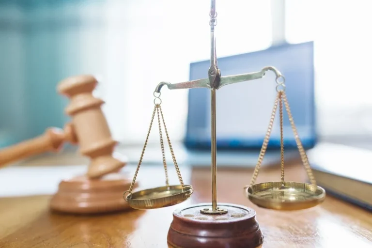 Özel Hukuk Yüksek Lisans: Ticaret ve Borçlar Hukukunda Kariyer